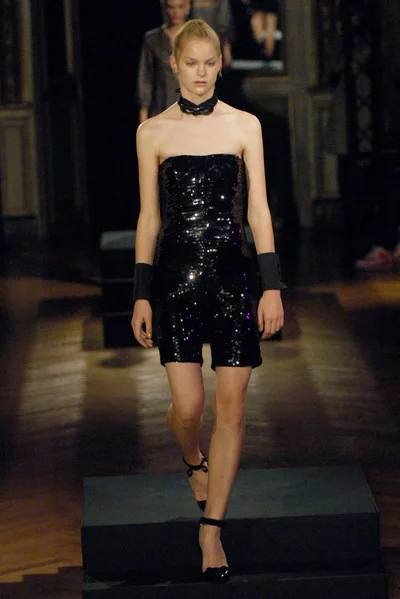 Look 17